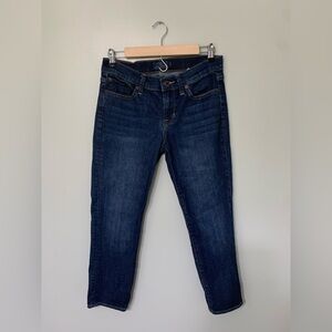Lucky Brand — women’s sweet crop size 6 denim blue jeans